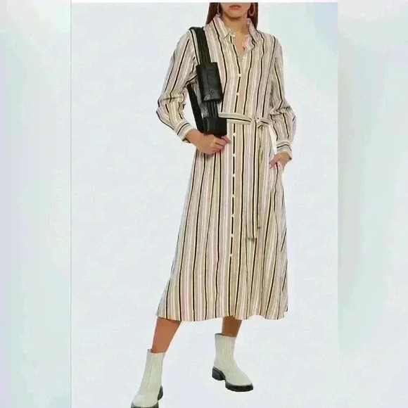 Chinti and Parker Belted Maxi Dress - Picture 3 of 7